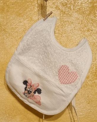 Bavaglino Neonato Minnie ricamata a punto croce 