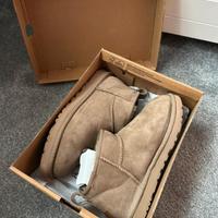 UGG Mini Originali Taglia 37