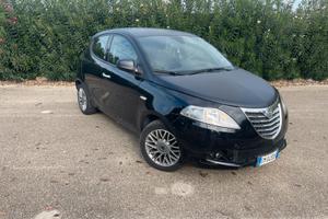 Lancia Ypsilon 1.2 69 CV 5 porte GPL Ecochic Gold
