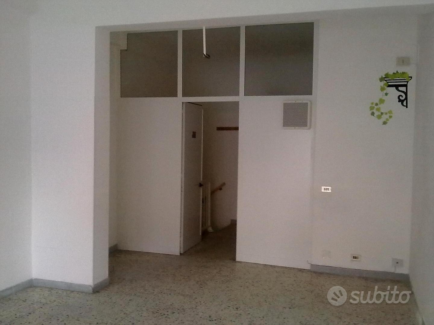 Locale commerciale di circa 50 m² Cairo Montenotte - Vista 5