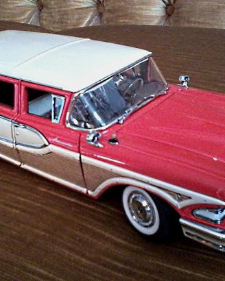 Edsel Bermuda, modello Danbury Mint, scala 1/24