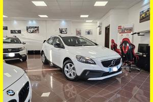 Volvo V40 Cross Country D2 Geartronic Business Plu