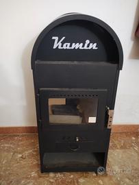 Stufa a legna kamin  nuova