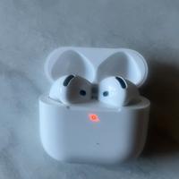 Apple airpods 4 con cancellazione del rumore