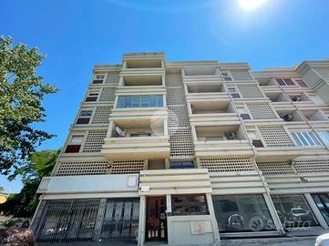 4 LOCALI A CAGLIARI