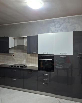 Cucina lineare 