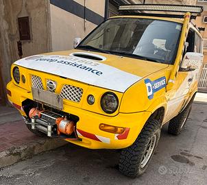 Nissan terrano