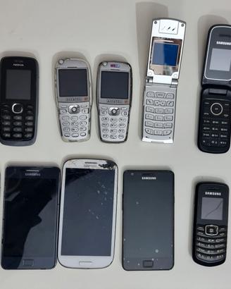 Telefonini vintage usati + Ipod Nano 5th