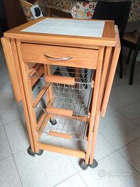 Carrello da cucina in legno con piano estendibile 