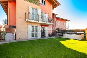 3 LOCALI con GIARDINO PRIVATO e BOX AUTO