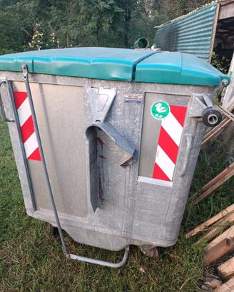 Cassonetto rifiuti