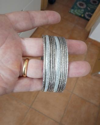 Bracciali rotondi rigidi colore argento