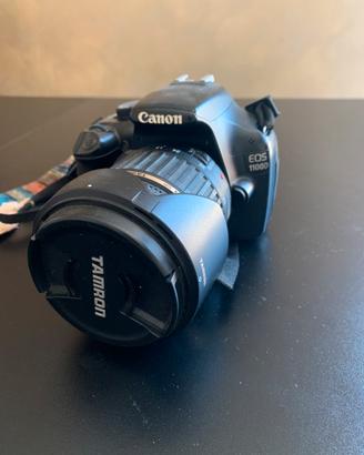 Canon EOS 1100 D con obiettivo Tamron 17-50 mm