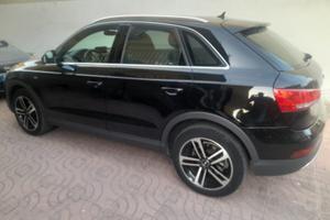 Audi Q3 2.0 s line