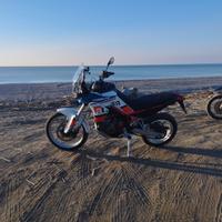Aprilia tuareg 660