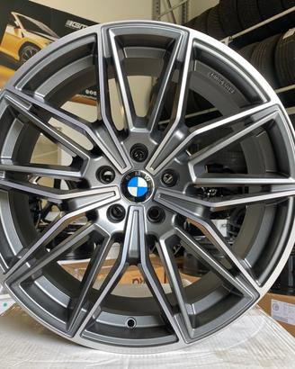 Cerchi NUOVI Bmw raggio 19 cod.3094