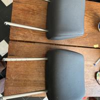 Poggiatesta sedili touran