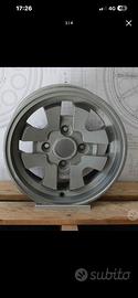 Cerchi in lega Amil auto d’epoca con Gomme