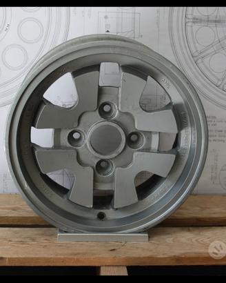 Cerchi in lega Amil auto d’epoca con Gomme