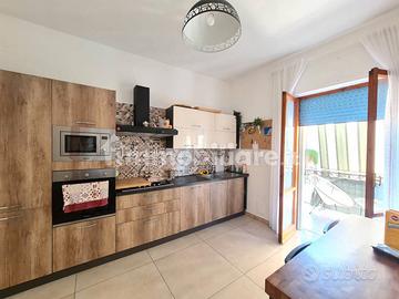 Bivani ristrutturato - Portici