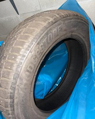 Gomme invernali 215/60 R17