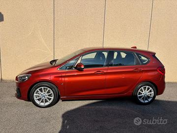 BMW 225 xe Active Tourer iPerformance Advantage