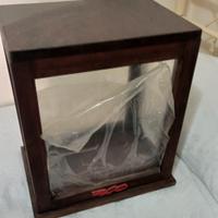 Teca in legno e plexiglas