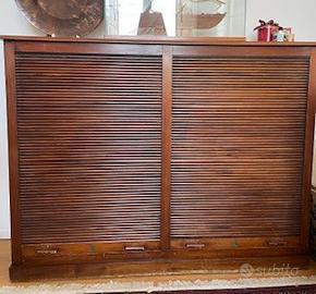 Mobile serrandina schedario