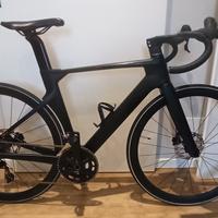 bici da corsa in carbonio 