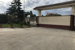 Capannone già a reddito