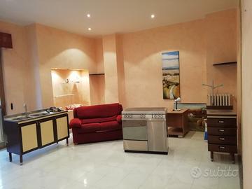 Cucina + Lavello + Divano +Mobile 