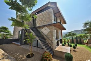 PORZIONE DI QUADRIFAMILIARE A MORLUPO