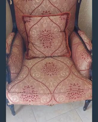 poltrona elegante in tessuto 