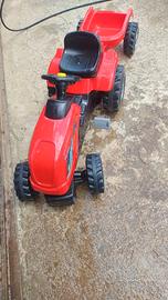 Trattorino a pedali con carrello