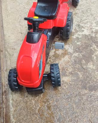 Trattorino a pedali con carrello