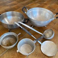 Scolapaste utensili in alluminio