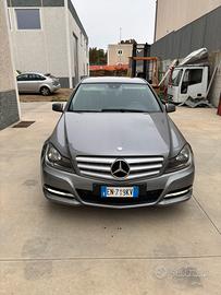 Mercedes C220 170cv