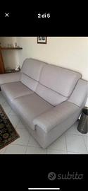 Coppia di divani 2 e 3 posti