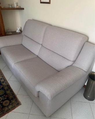 Coppia di divani 2 e 3 posti