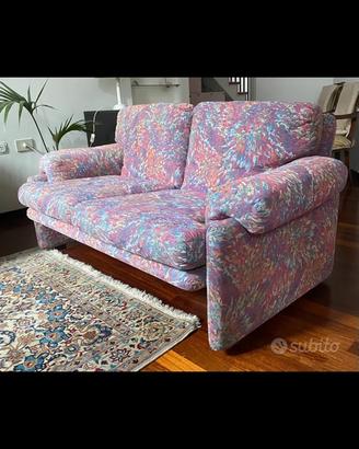 Divano due posti di Tobia Scarpa per B&B