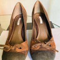 Scarpe Geox con tacco comodo in camoscio