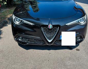 Alfa R.Stelvio 2200 190 cavalli 4 ruote motrici