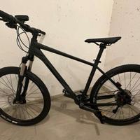 Mountain bike bici MTB Serious bike nera