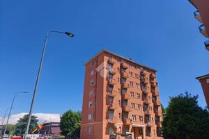 2 LOCALI A MILANO