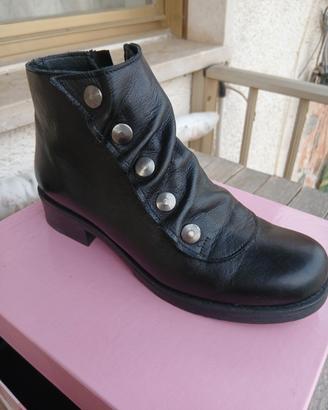 stivaletto tronchetto da donna