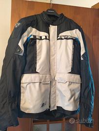 giacca da moto + zaino con  porta casco