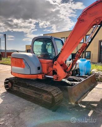 Escavatore Kobelco E80