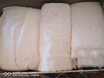 set accappatoio con asciugamani 