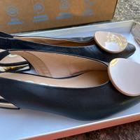 Scarpe eleganti a punta basse