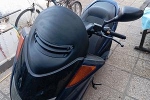 permuto scooter Yamaha Majesty